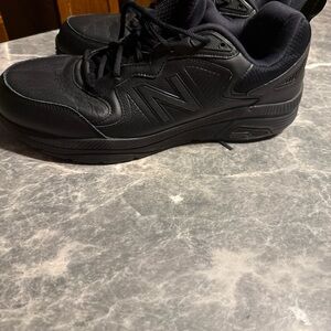 New Balance 857 AB3 Training Work Shoes Men's 14 4E Black Leather Slip Resistant